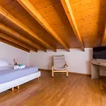 Moraitis Mansion * コルフ島