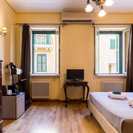 Moraitis Mansion * Corfu (city)